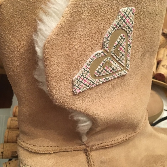 Sz5 ROXY “black diamond low” Tan suede Leather w/faux shearling. Velcro closure. - Picture 2 of 6